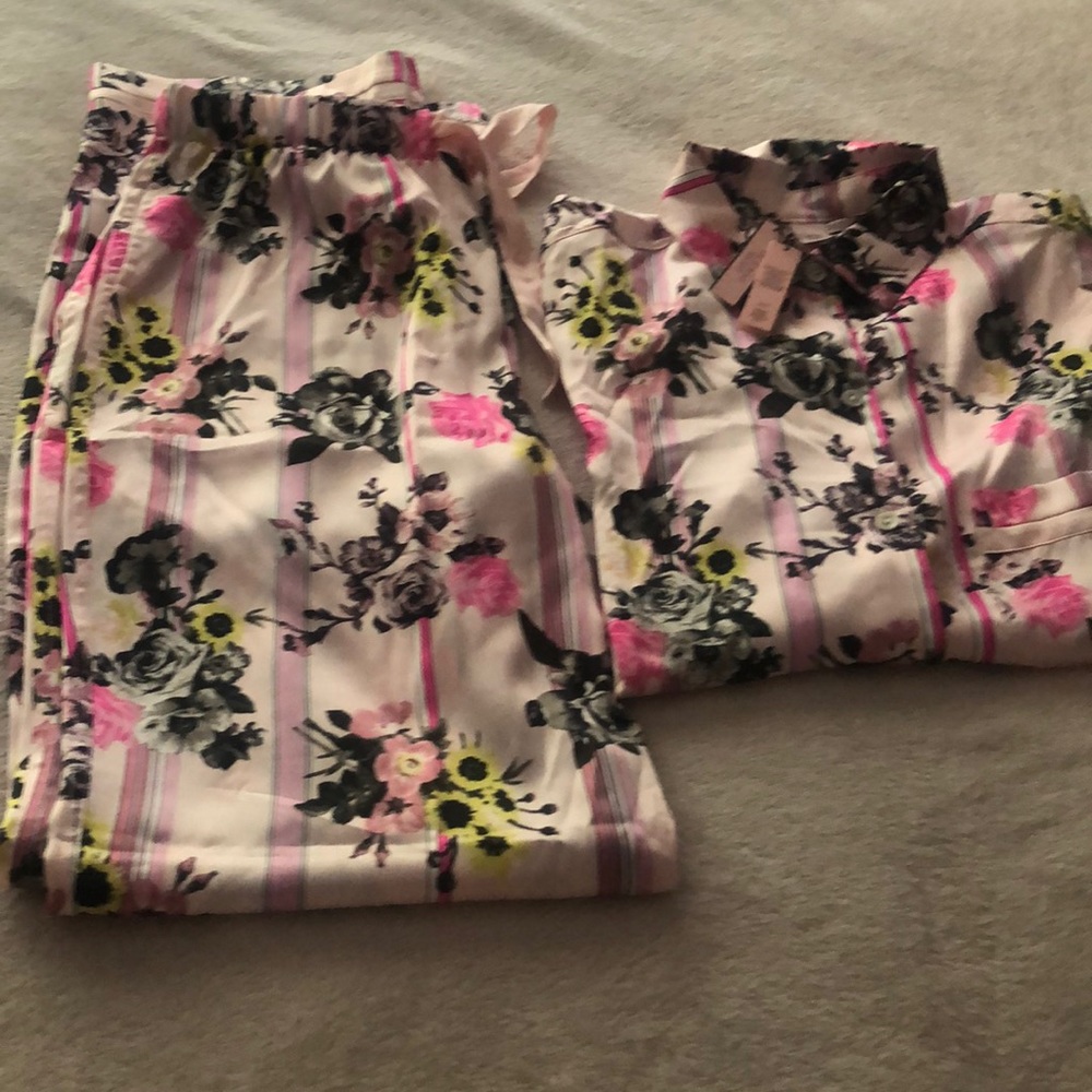 Brand new VS 2pc pajama